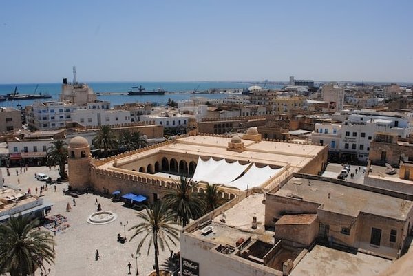 Voyage en Tunisie: découvrir ses trésors antiques, sa culture étonnante et ses aventures de plein air